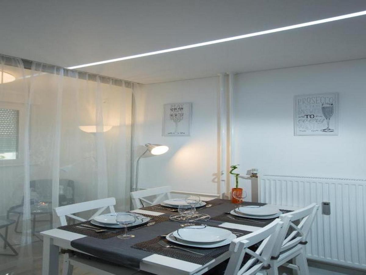 Modern & Luxury Apt Zagreb Airport W/ Free Wifi Velika Gorica Luaran gambar